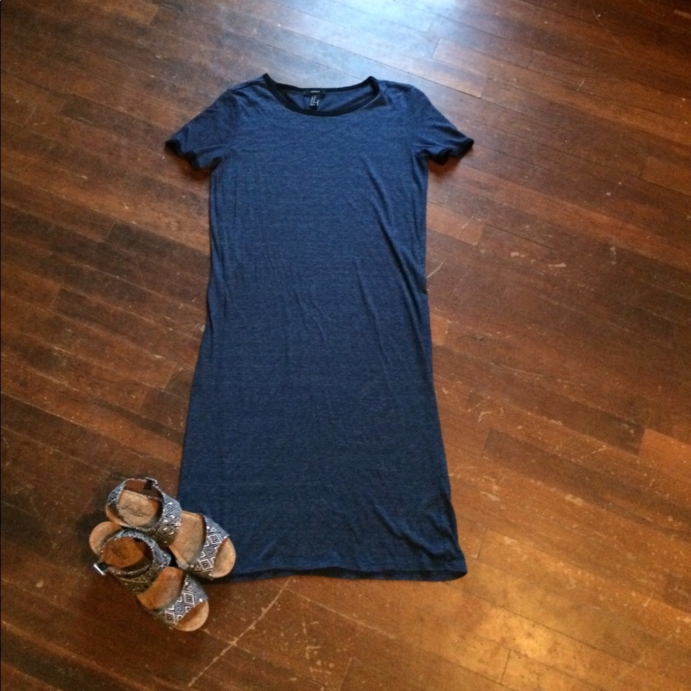 TSHIRT dress