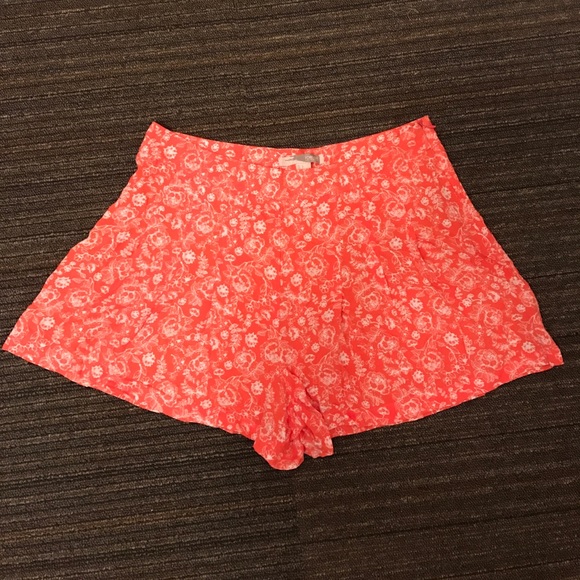 Floral orange shorts - Picture 1 of 2