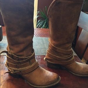 Steve Madden Freebird boots