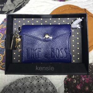 NIB! Kensie Like a Boss Charging Wallet