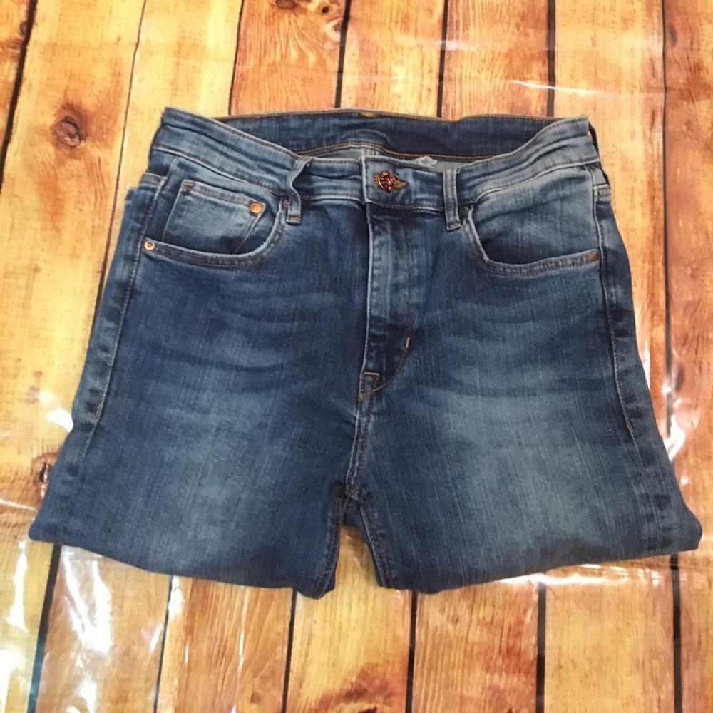 H&M High-waisted Jeans