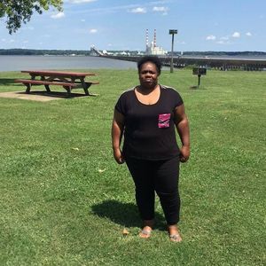 Meet your Posher, Denise