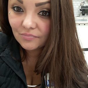 Meet your Posher, Alejandra