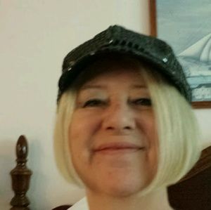 Meet your Posher, Cheryl