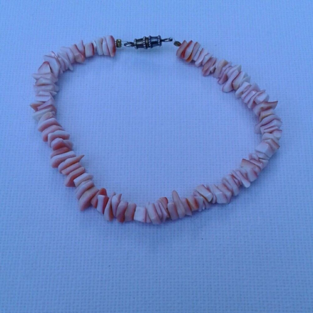 Pink seashell bracelet Hawaiian