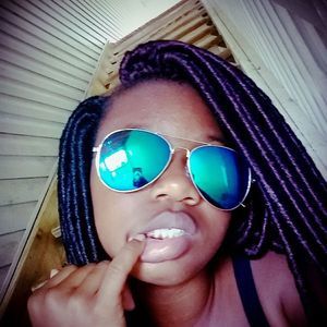 Meet your Posher, Tylia