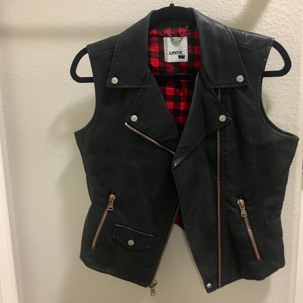 Black Levi's Vegan Leather Motorcycle Vest | sz M
