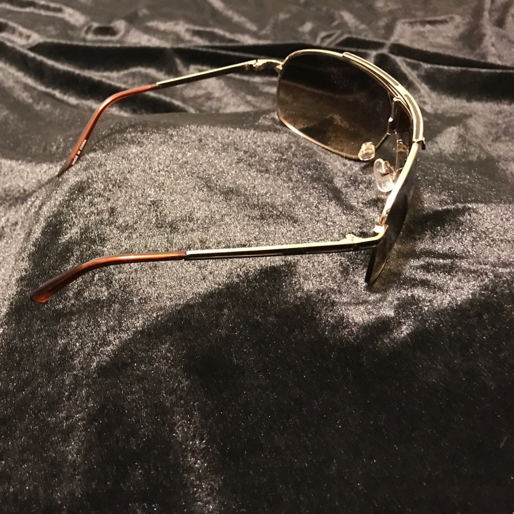 Sunglasses - Picture 2 of 4