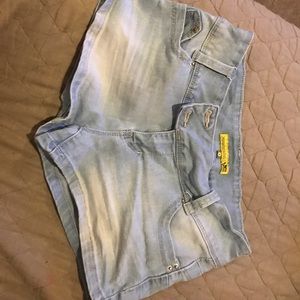 YMI (wanna betta butt) shorts Great condition