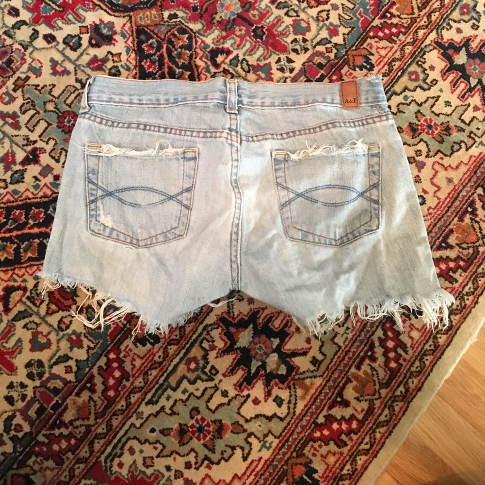 A&F cut off Jean shorts