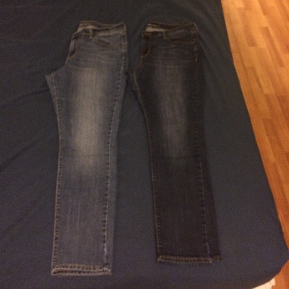 Used ON 2 pairs Skinny Jeans