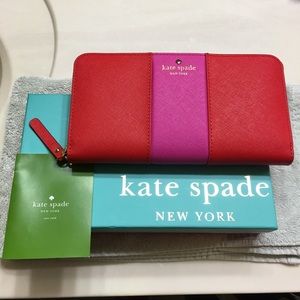 ❤️ Authentic Kate Spade wallet! ❤️