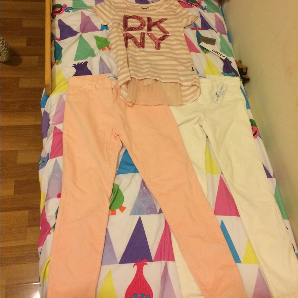 Brand New DKNY top & 2 pairs of Jeans