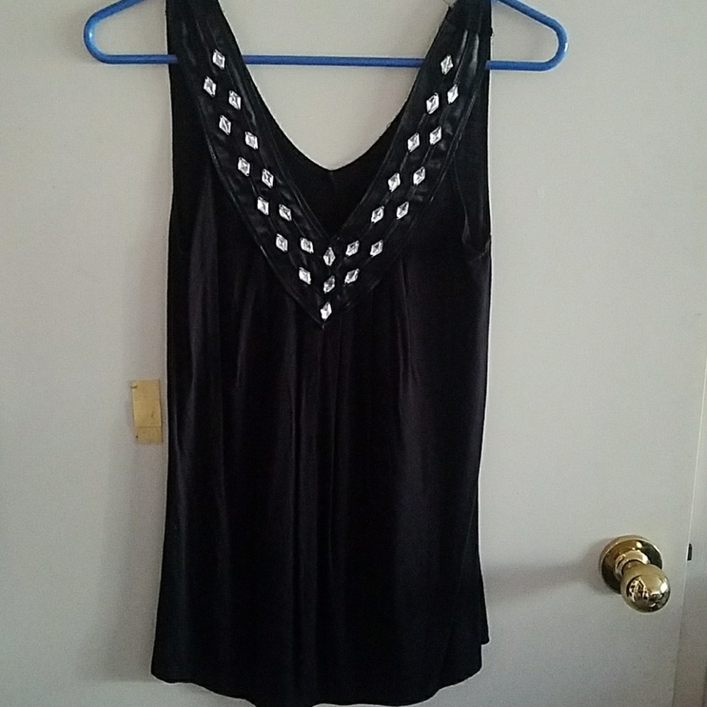 Beaded v-neck tank