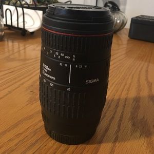 Sigma 70-300mm lens