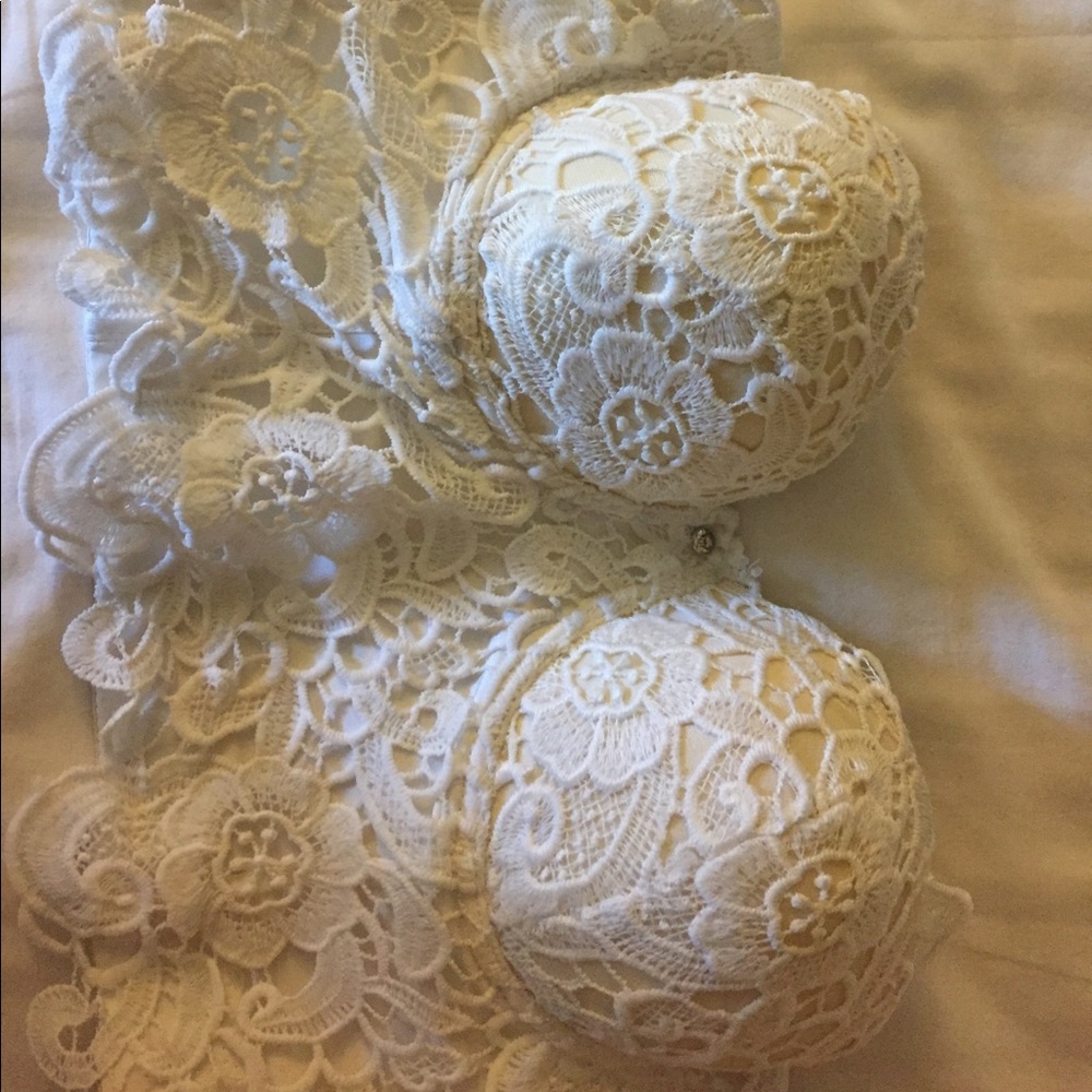 White Lace Crop Top