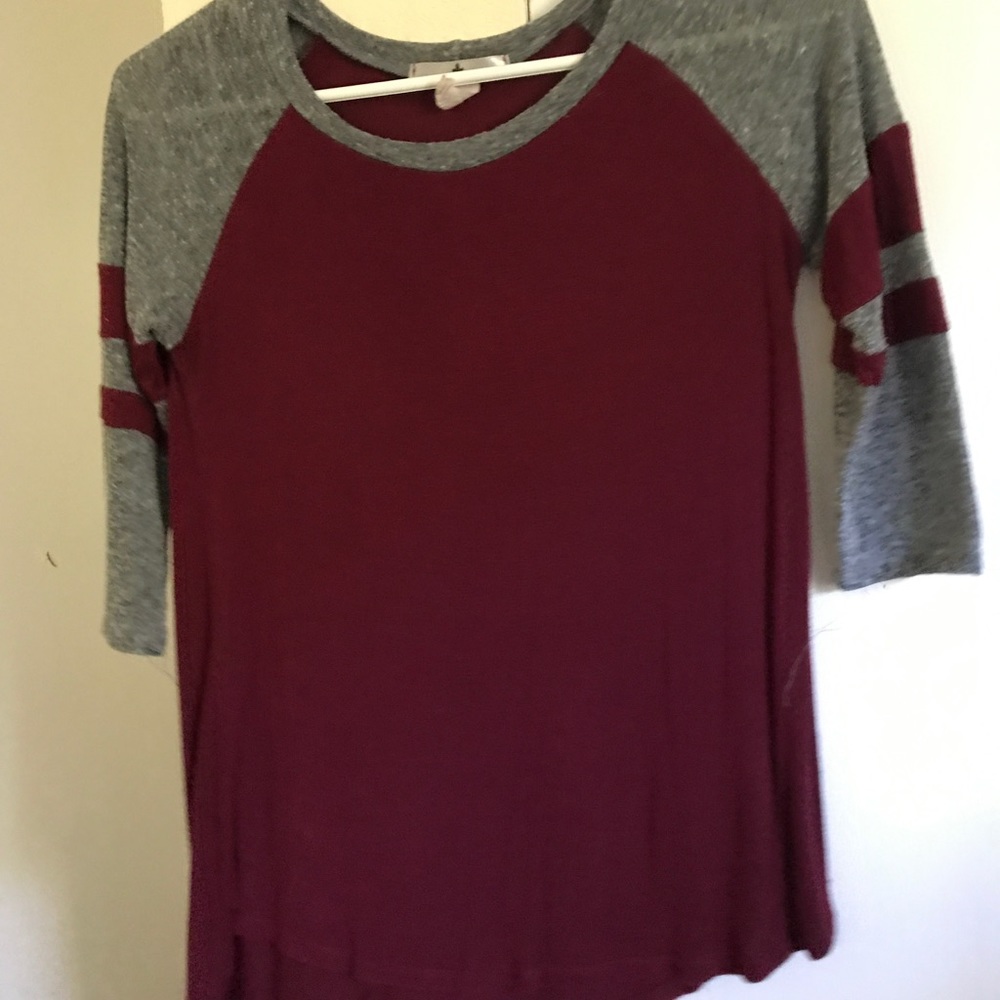 Baseball tee