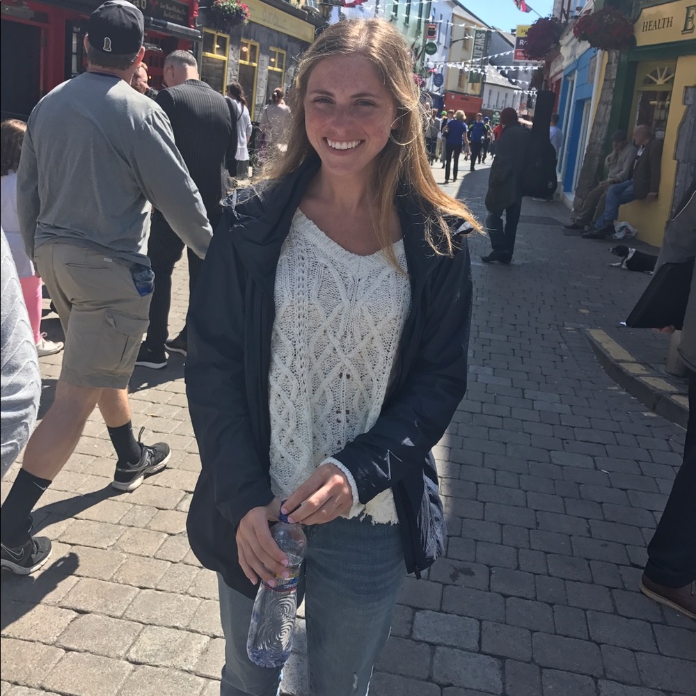 Meet your Posher, Kimberly