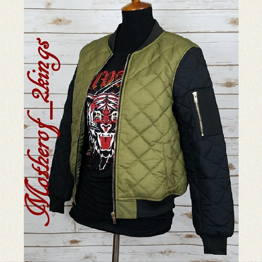 5🌟 RATED 💚QUILTED COLORBLOCK BOMBER JACKET