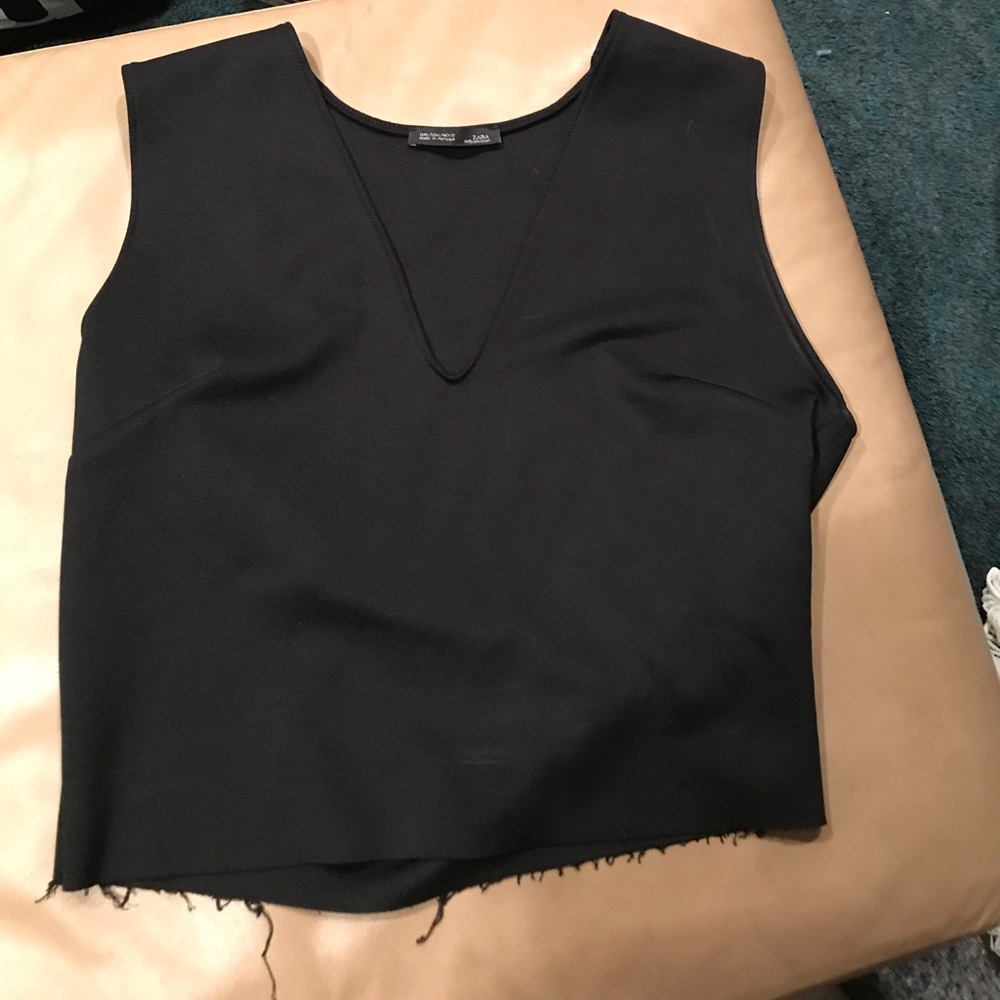 Zara black vneck top