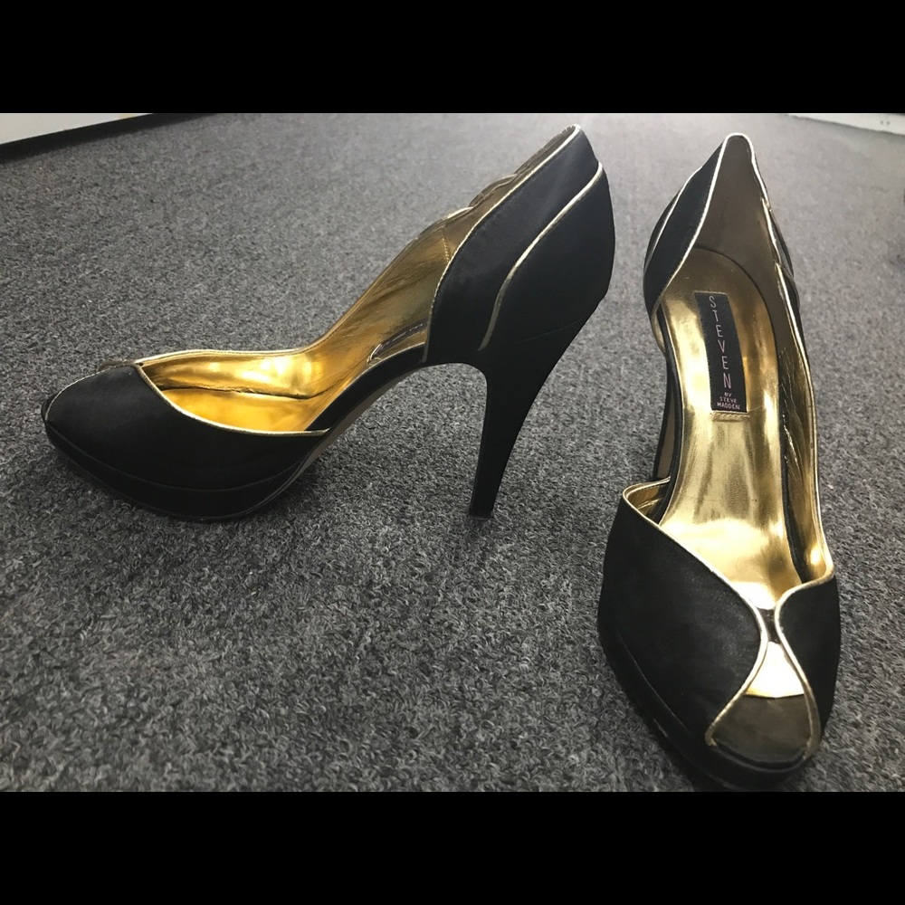 Steven by Steve Madden Leadrole platforms