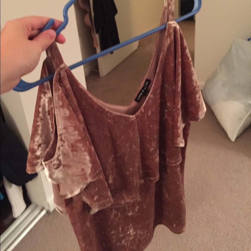 New pink velvet cold shoulder top ! NWOT