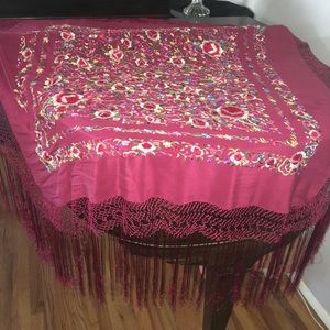 Chinese piano scarf 36" square embroidered floral