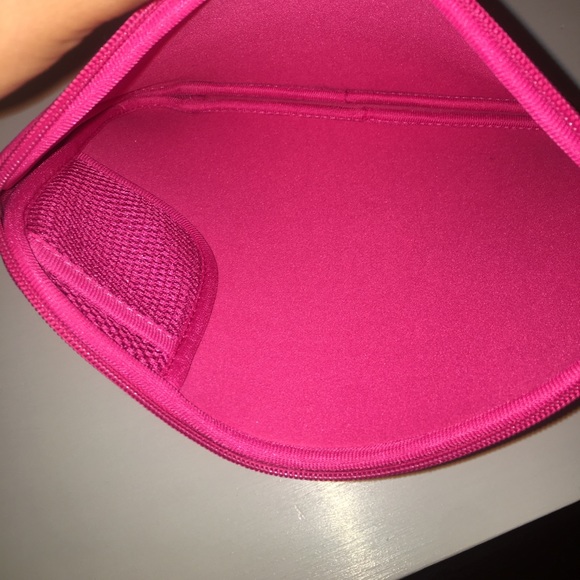 Lilly Pulitzer iPad case - Picture 2 of 2