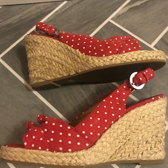 Michael Kors red polka dot wedges Size 6 - Picture 4 of 5