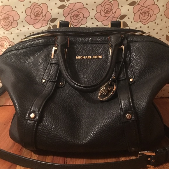 Michael Kors Learners Satchel - Picture 2 of 2