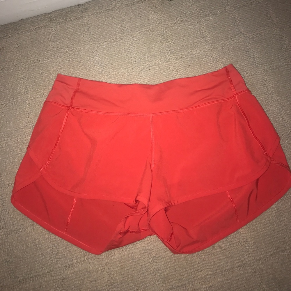 Lululemon Athletica NWOT size 6 shorts