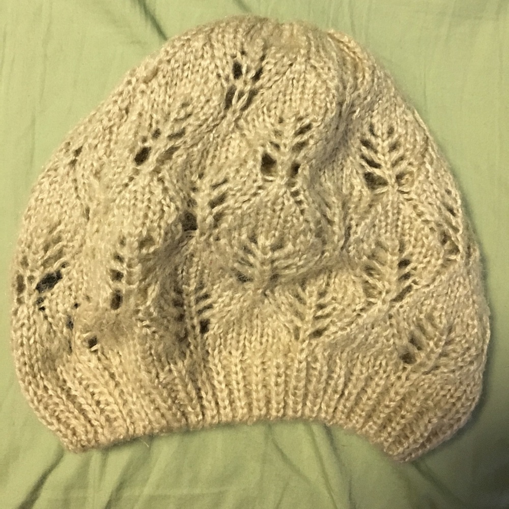 Knitted beanie