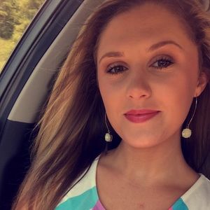 Meet your Posher, Gabbie