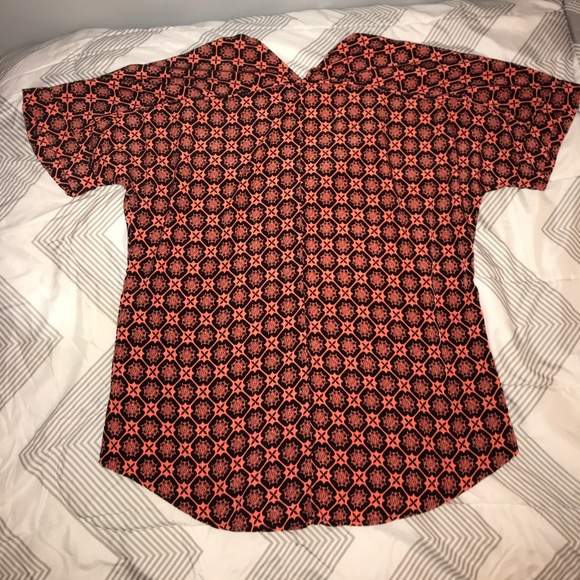 Patterned tunic top - Picture 2 of 2