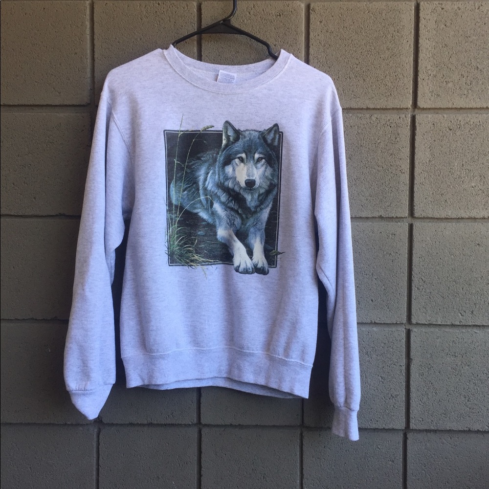 VINTAGE WOLF CREWNECK