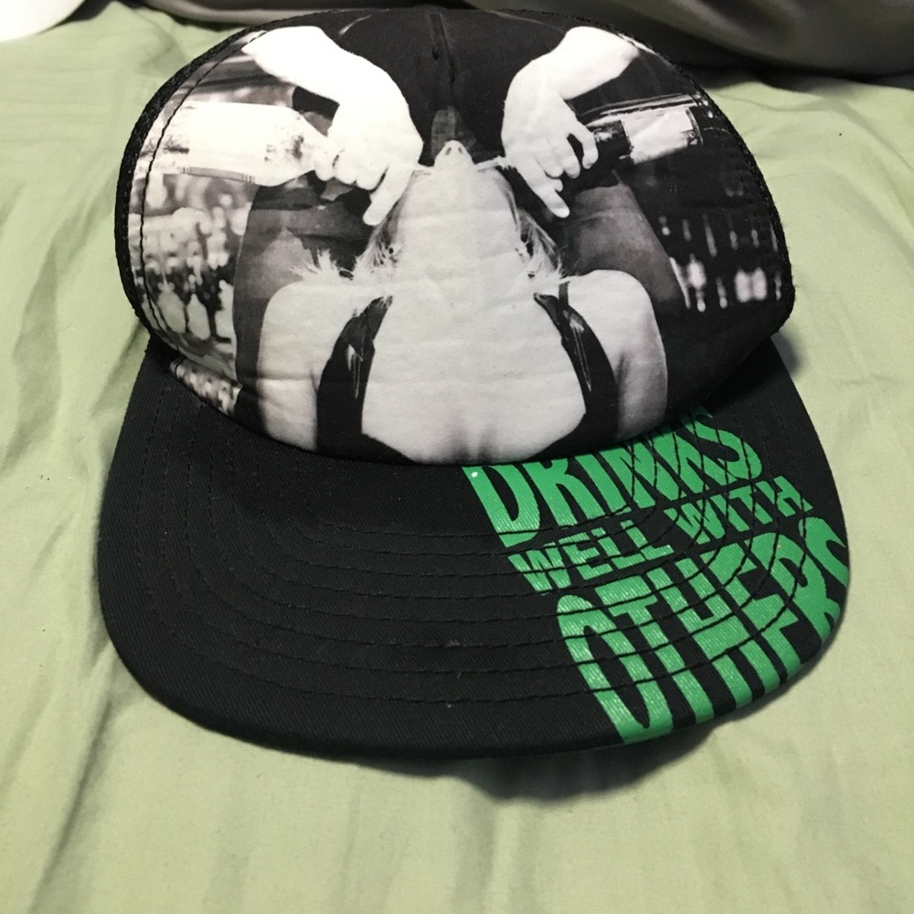 Trucker hat