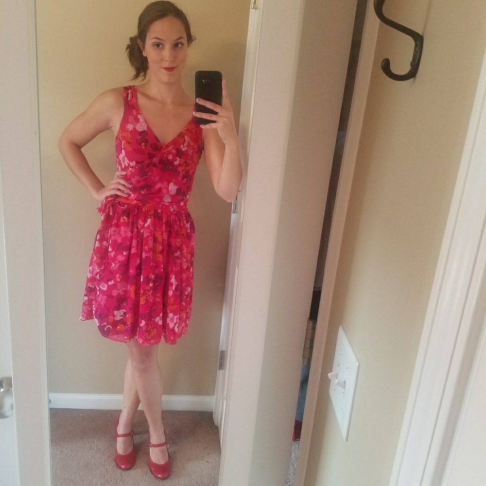 Express - sz 2 - Magenta Floral Chiffon Dress