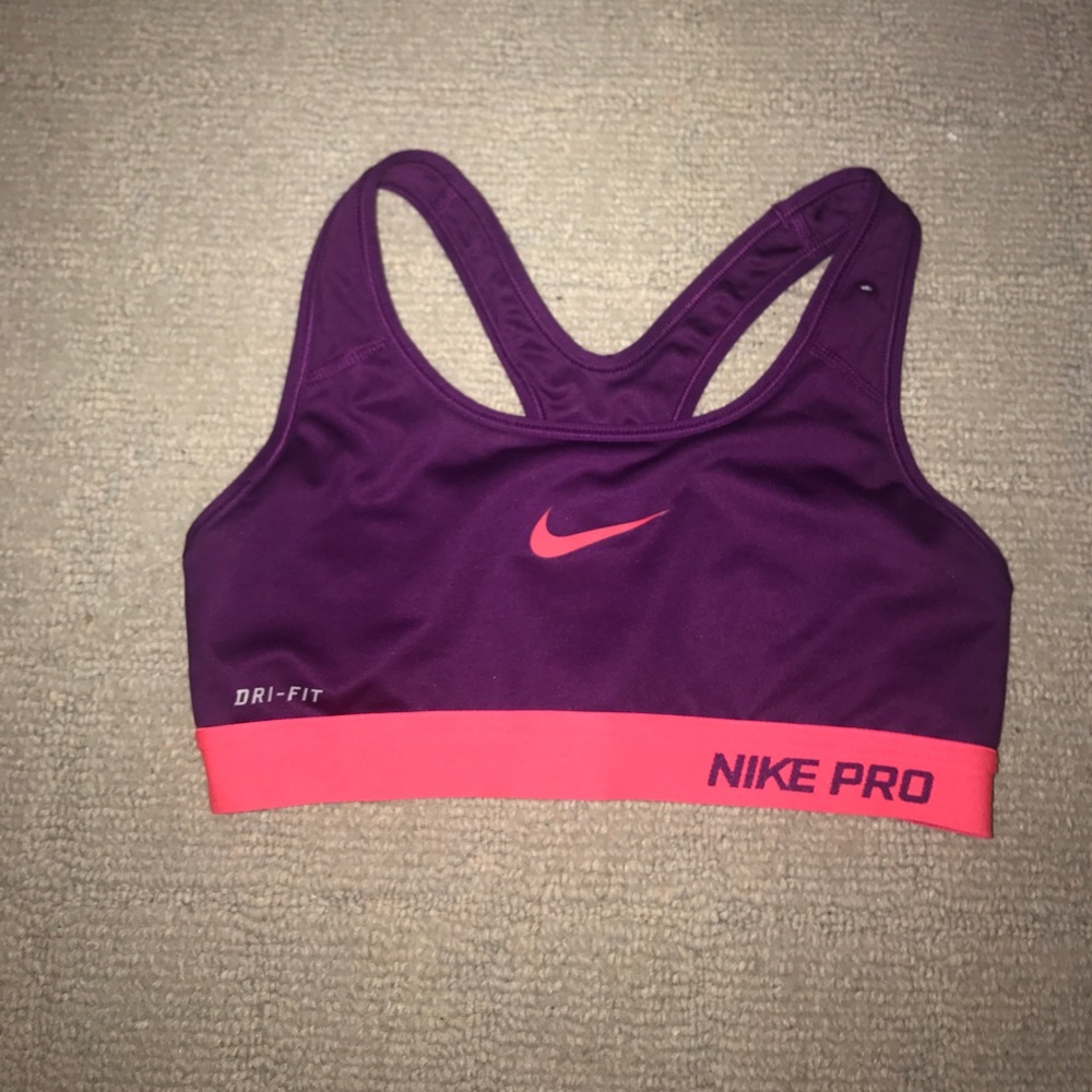 Nike pro sports bra size XS