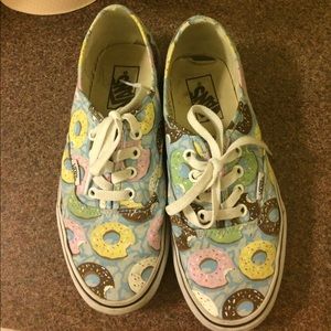 Donut print vans