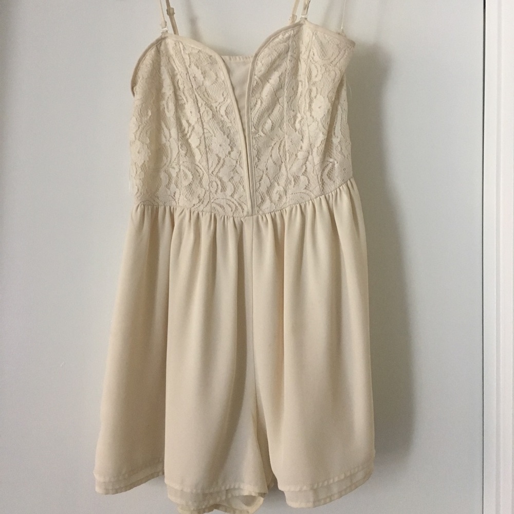 Lace white romper