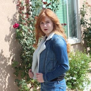 Wool collar denim jean jacket with pockets