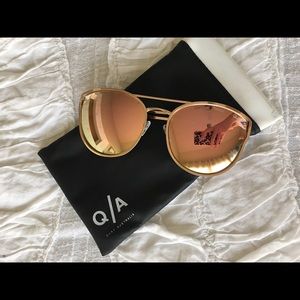 Hardly worn Quay rose pink reflecting sunglasses