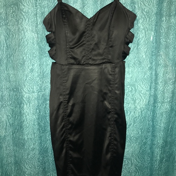 Arden B Dresses & Skirts - Little black dress