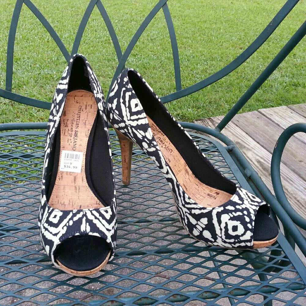 New Black and White Peep toe Pumps