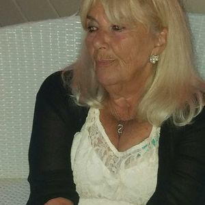 Meet your Posher, Carole