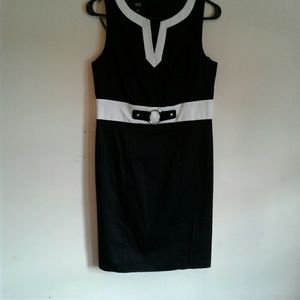 White House Dress, Black n Whitr