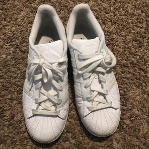 White adidas original!