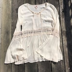 Lace Boho top bell sleeve