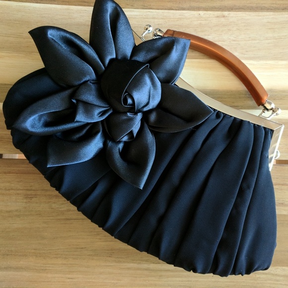 Evening purse NWOT - Picture 1 of 7