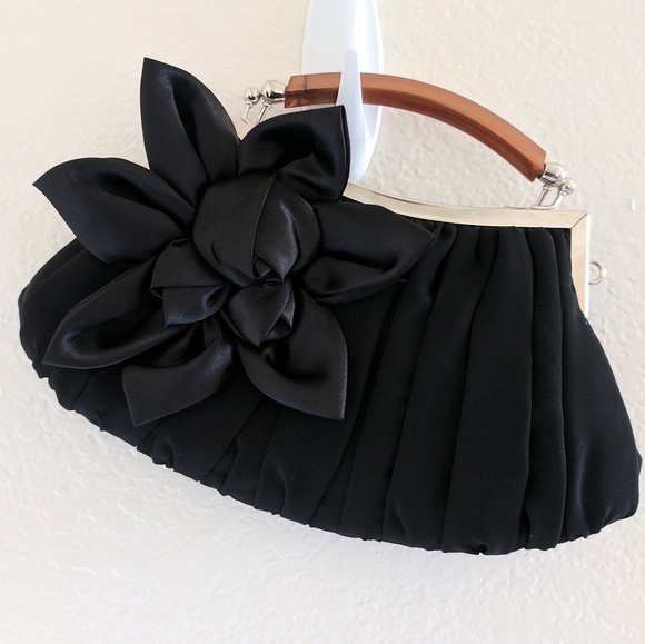 Evening purse NWOT - Picture 2 of 7